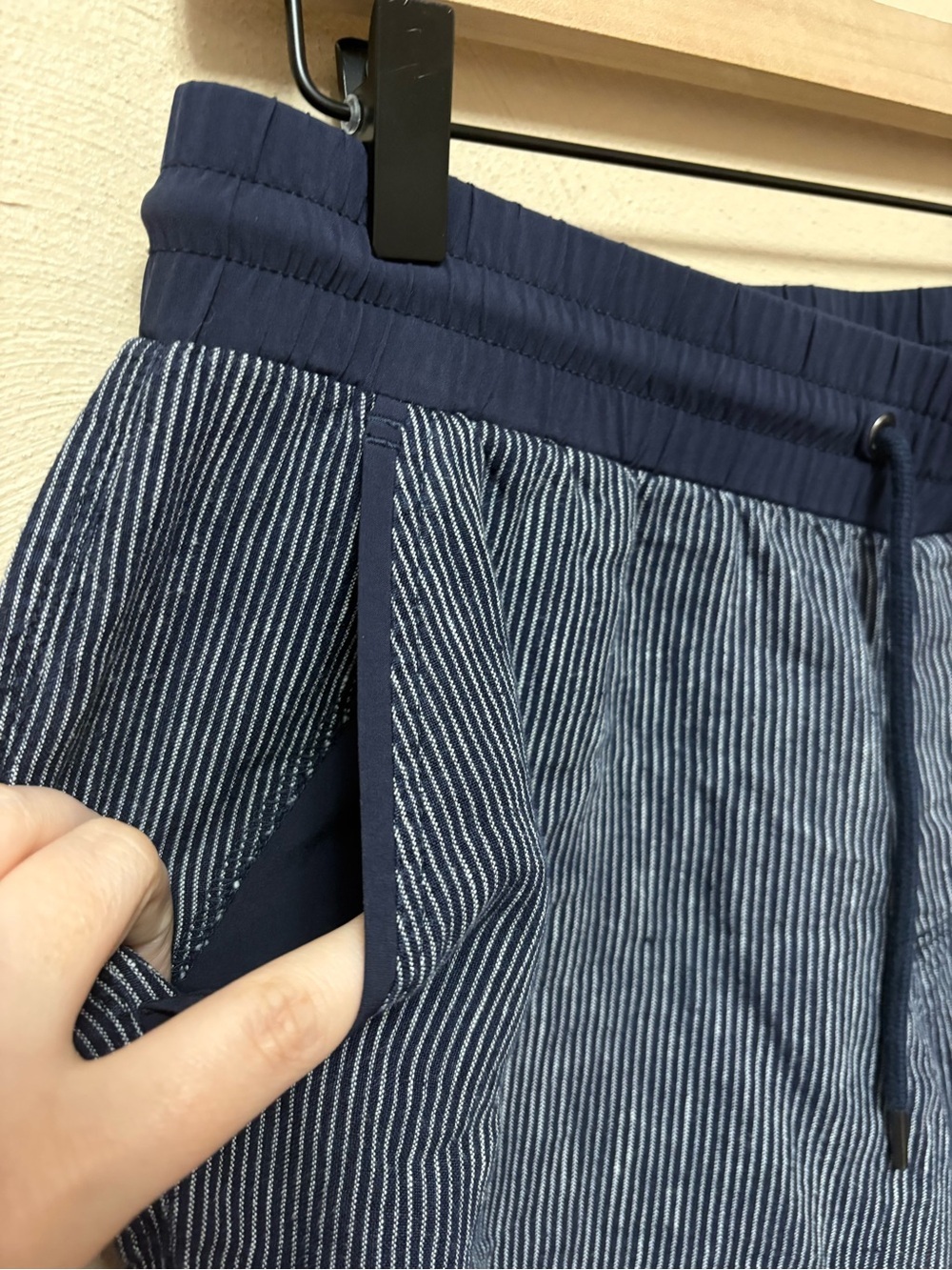 Athleta Stripe Bali Linen Ankle Pant Navy Blue White Size 10 Tall - Picture 7 of 13